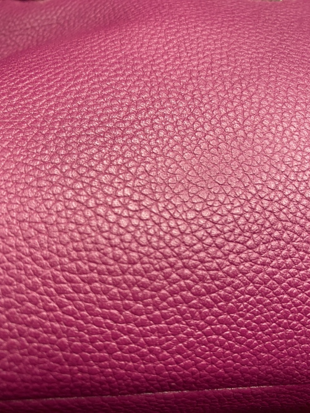 Gorgeous Magenta Colored Pebbled Coach Bag - Picture 13 of 16